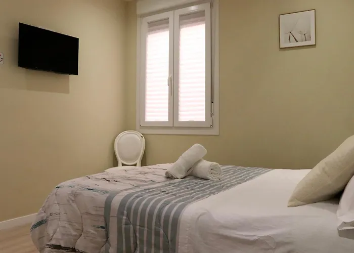 Con Wifi Habitación en casa particular *