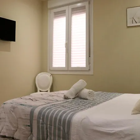 Con Wifi Δωμάτια σε οικογενειακή κατοικία *